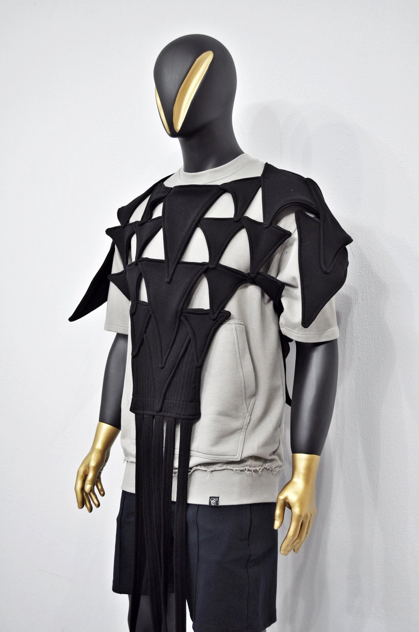Triangle Hole Poncho,Caged Design,Spiked Cut-out Motif,Asymmetric Black Cape,Luxury Shoulder Accessories,Gothic Scarf, Cosplay,Futuristic